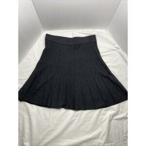 Cabi Heather Gray Pleated Sweater Skirt Medium Preppy Minimalist Quiet Luxury